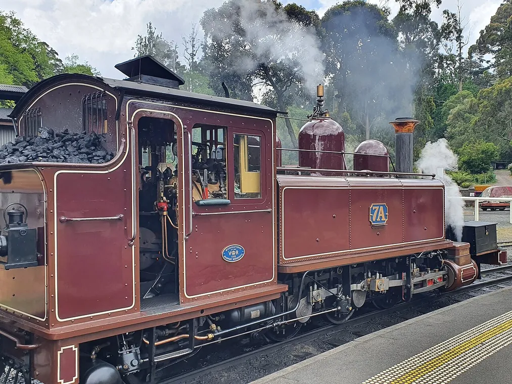 Ảnh minh họa: Tàu hơi nước Puffing Billy, Melbourne